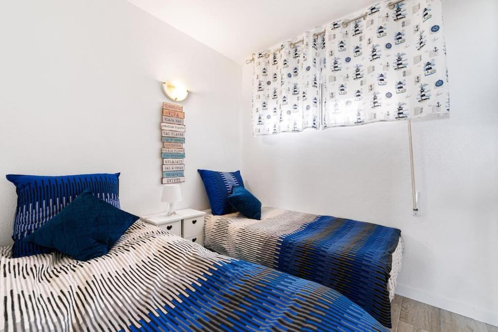 Apartment 50 Shades Of Blue *