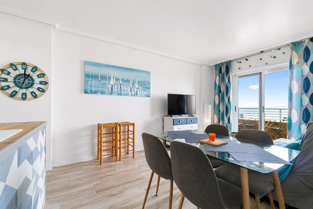 50 Shades Of Blue Apartment