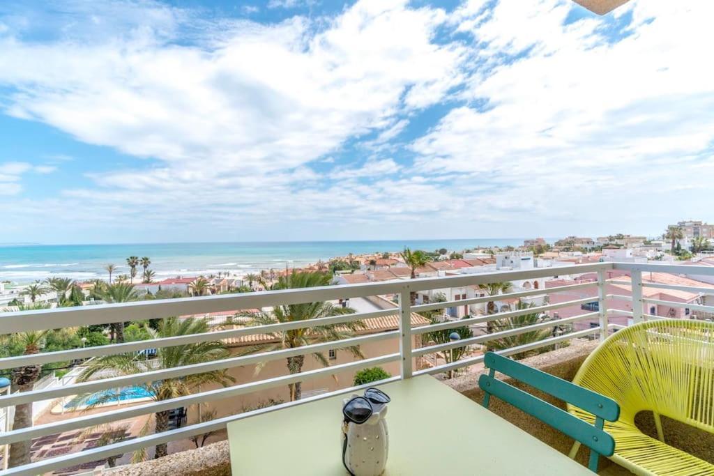 50 Shades Of Blue Apartment Torrevieja